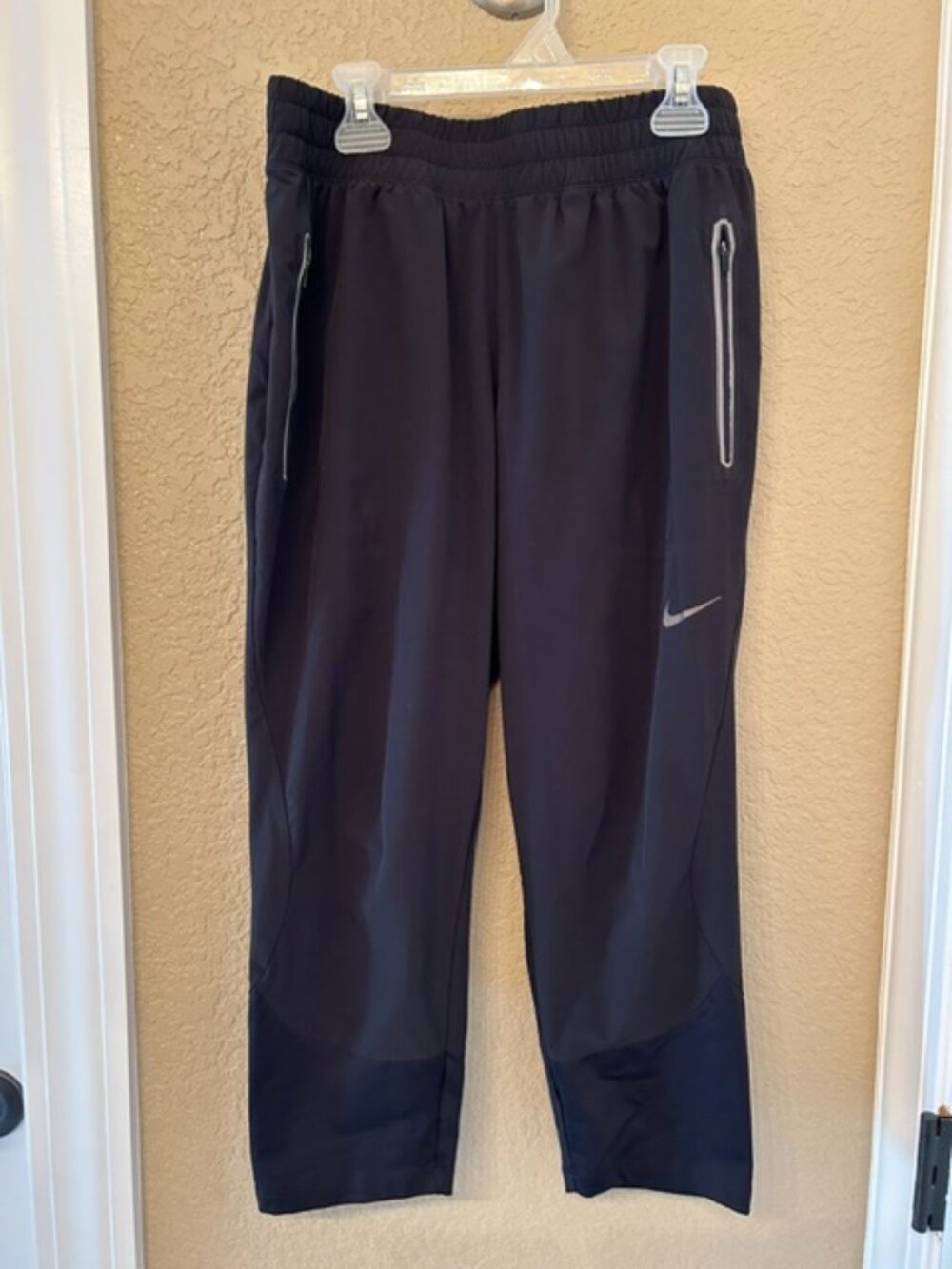 Women’s Black Nike Running Dri-Fit Capri Joggers